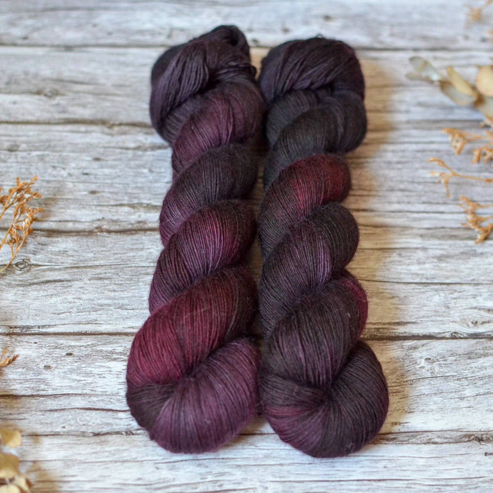 Merino Singles Lace - Black Dahlia