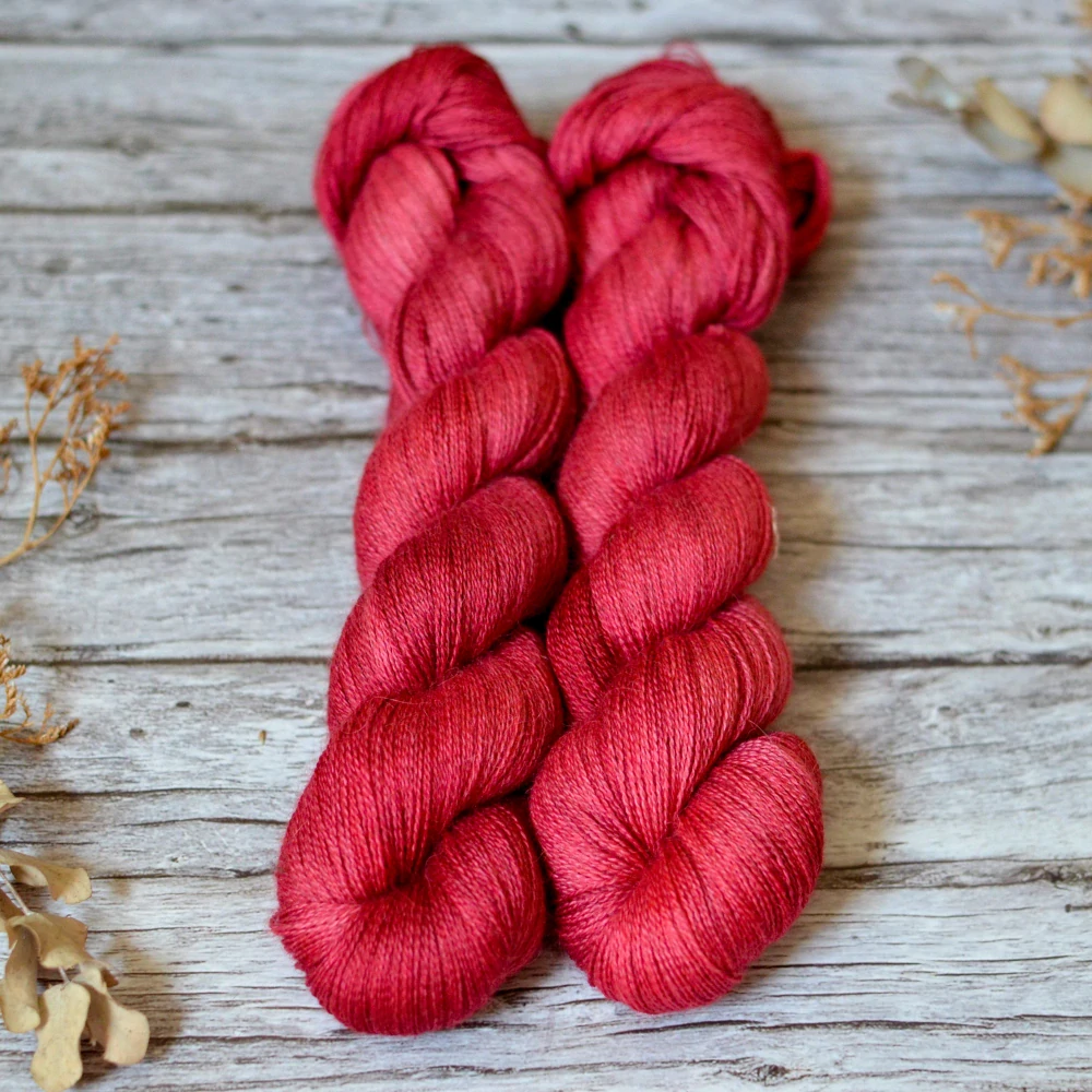 Misty Alpaca Lace - Sanguine