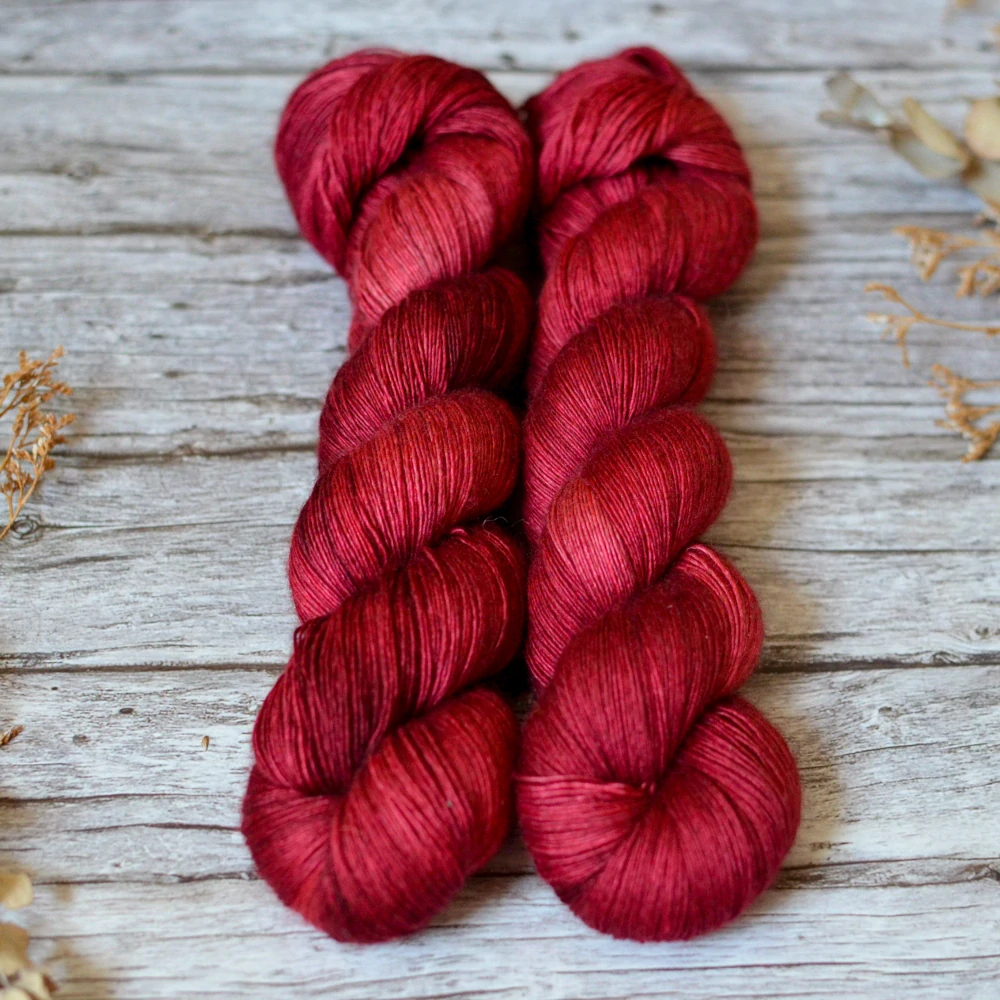 Yak Singles Lace - Sanguine