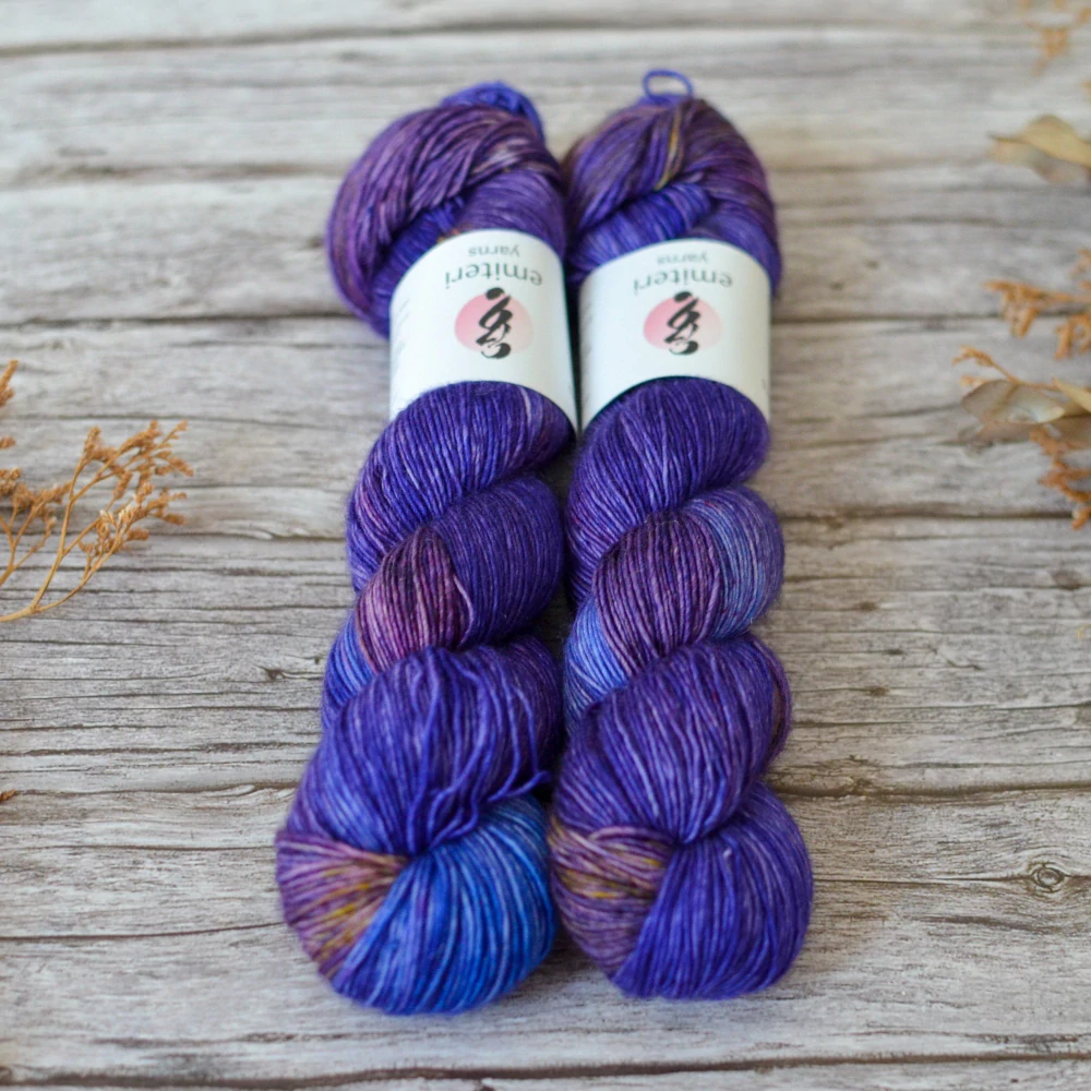 Merino singles - Midnight Iris