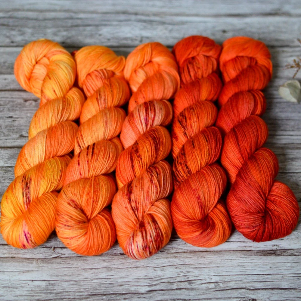 Fade set - Blood Orange - merino fingering