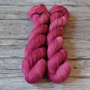 Merino fingering - Raspberry
