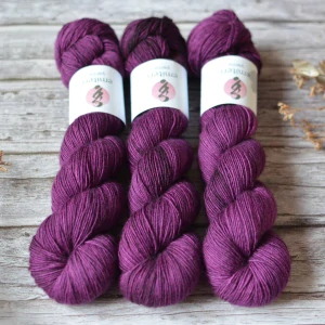 Merino singles - Dark Orchid