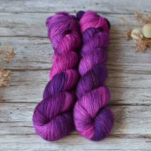 Merino singles - Deep Magenta