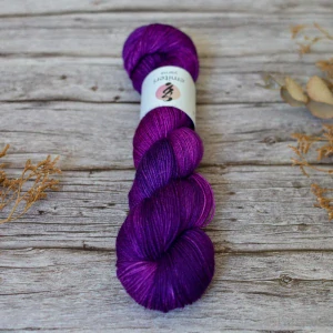 Merino fingering - Electric Violet