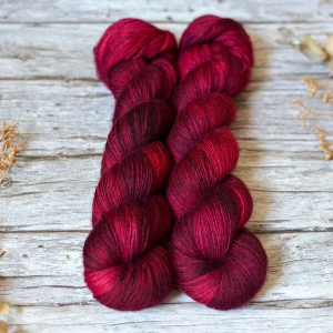 Merino Singles Lace - Dark Peony