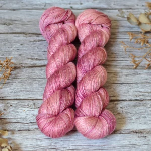 Silky Lace 600 - Blush Heather
