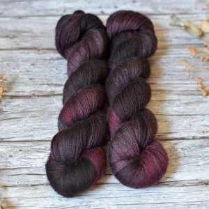 Yak Singles Lace - Black Dahlia