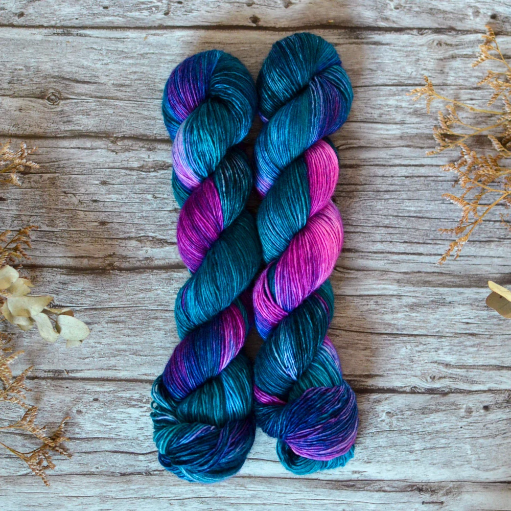 Merino singles - Peacock Pride