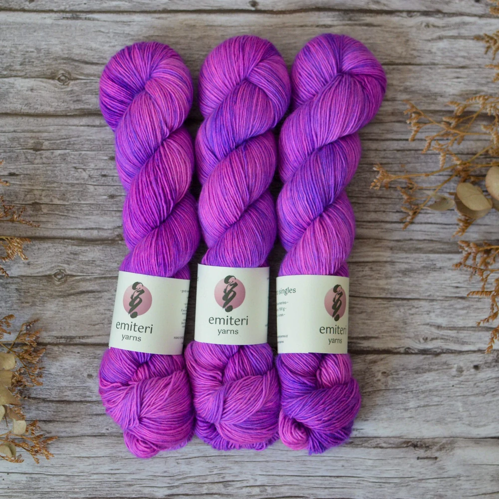 Merino singles - Lilly
