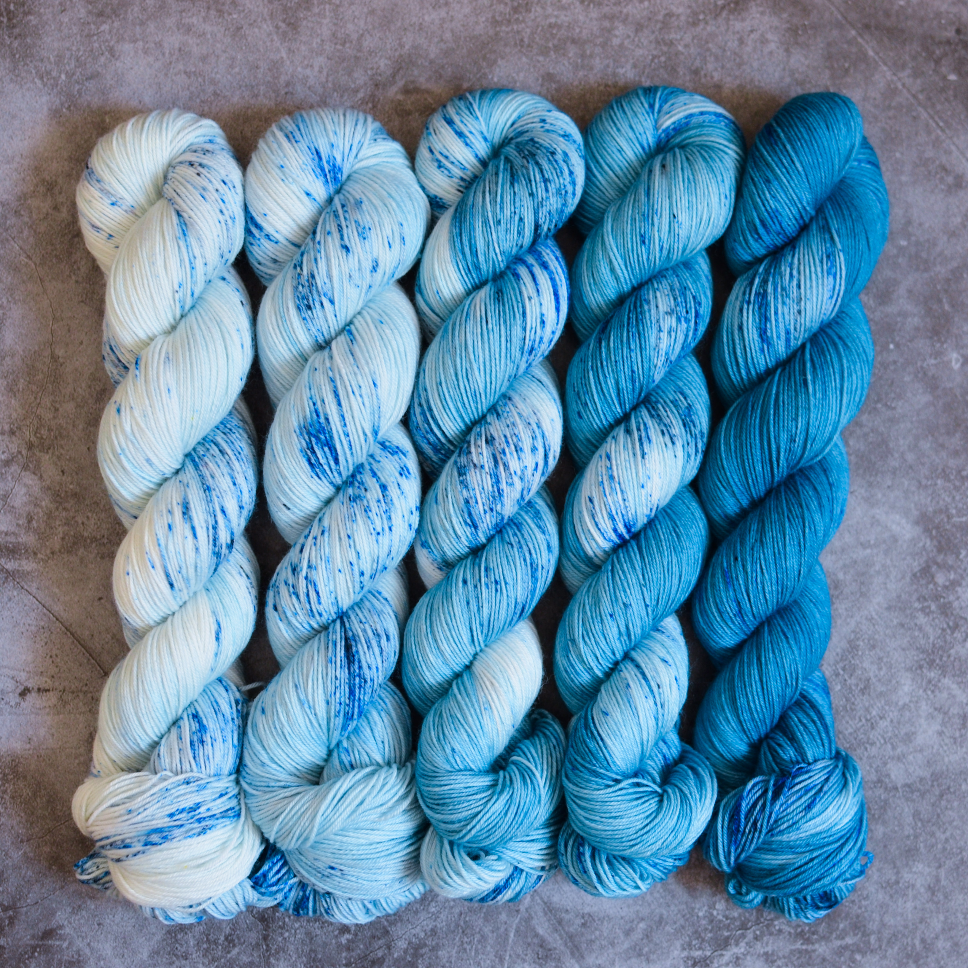Fade set - Frozen Cave - merino fingering