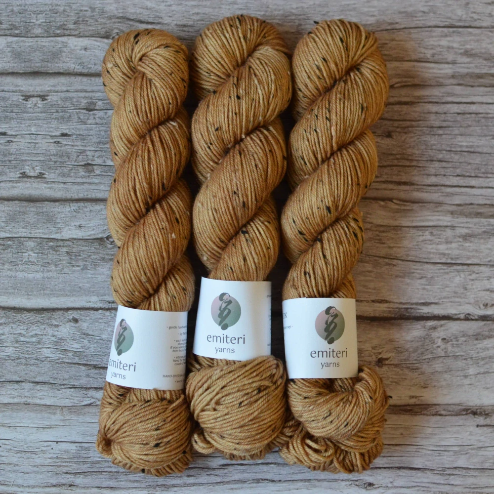 Donegal DK - Hazelnut
