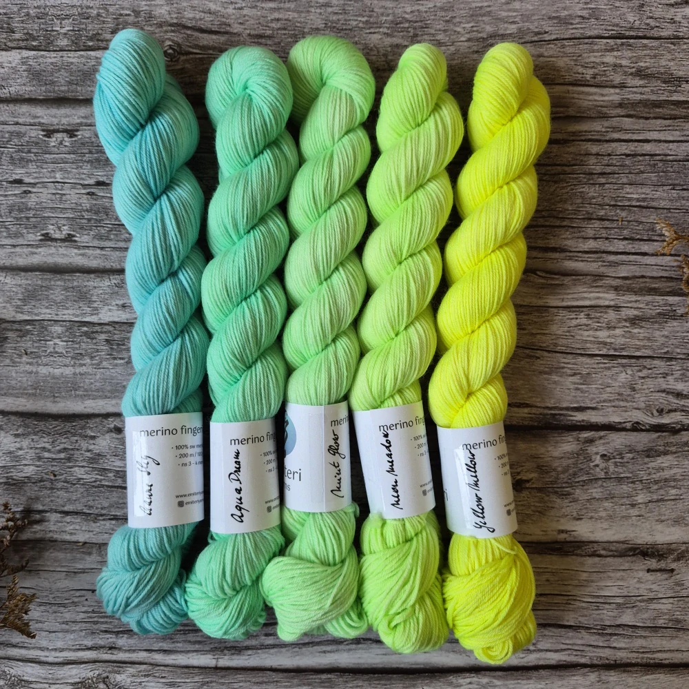 Fade set - Enid neons cold - merino fingering 50 g
