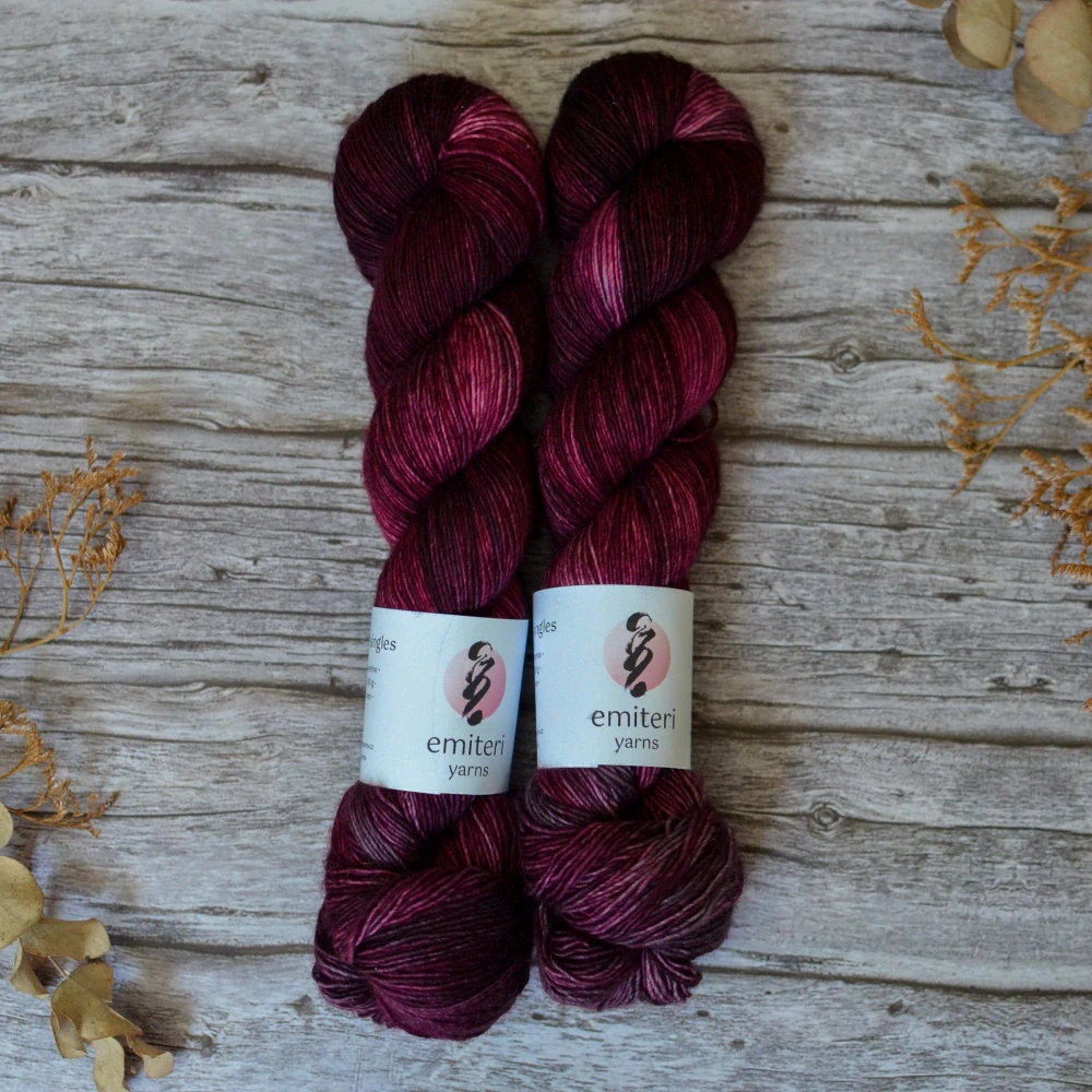 Merino singles - Garnet Bloom