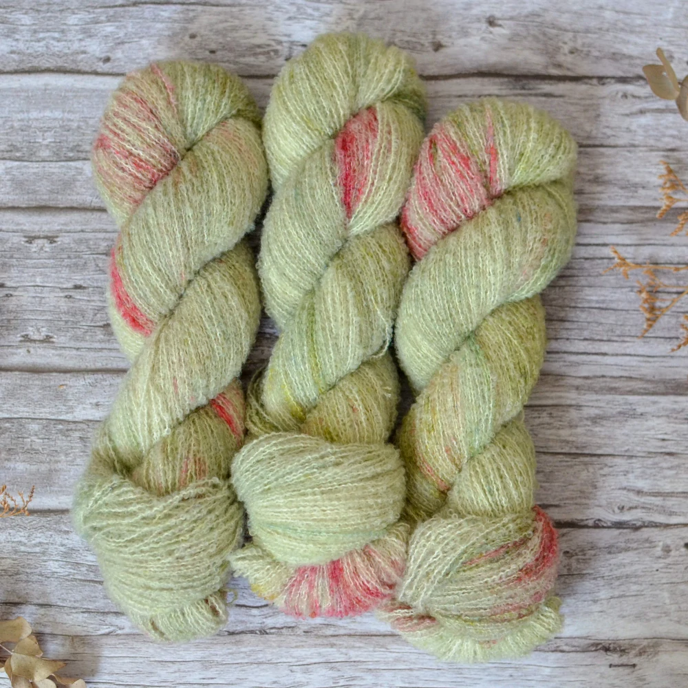 Merino fine bouclé - Pistachio Bloom
