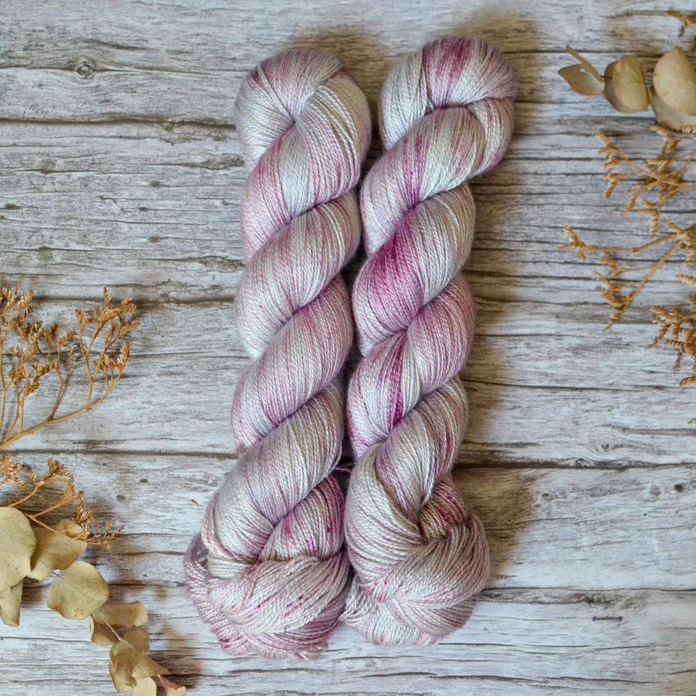 Silky Lace 600 - Silver Teacup