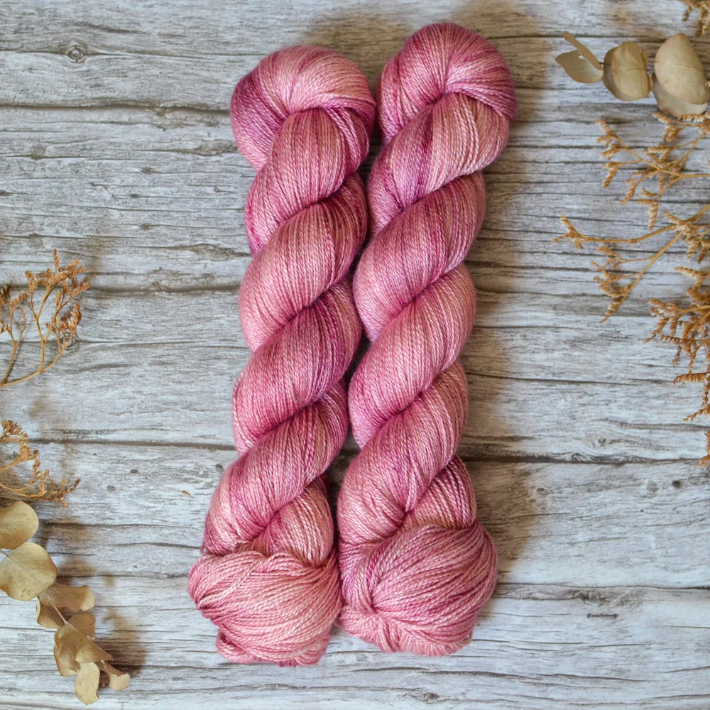 Silky Lace 600 - Blush Heather