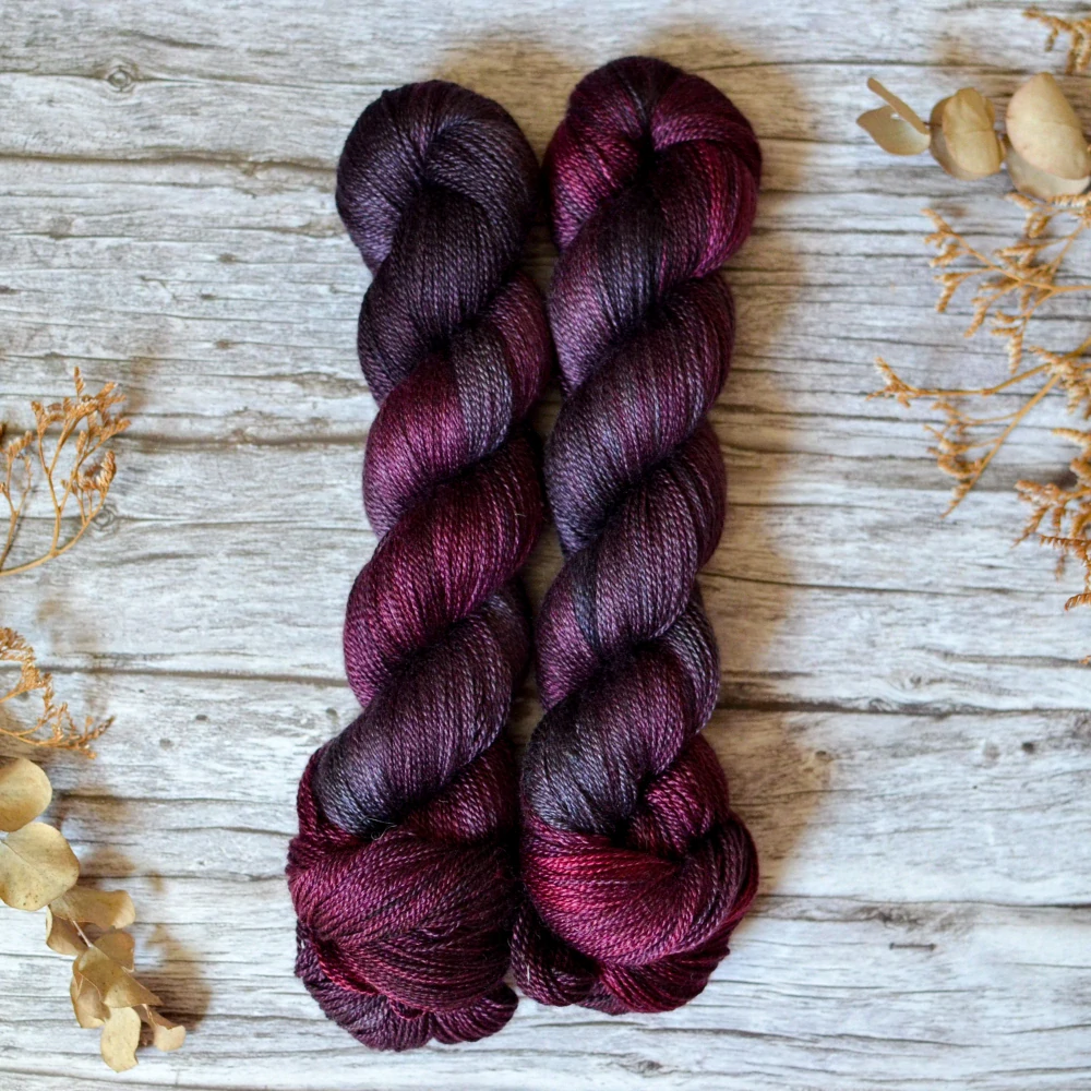 Silky Lace 600 - Black Dahlia