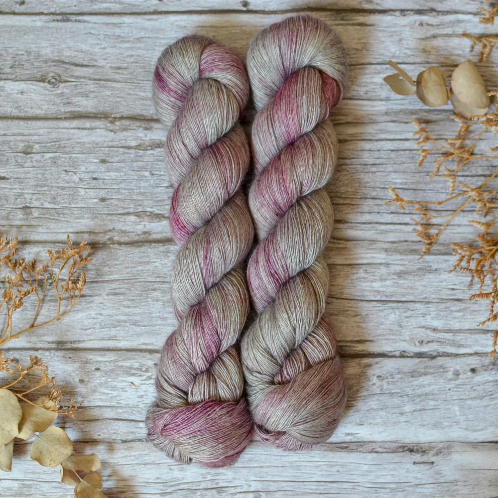 Yak Singles Lace - Silver Teacup