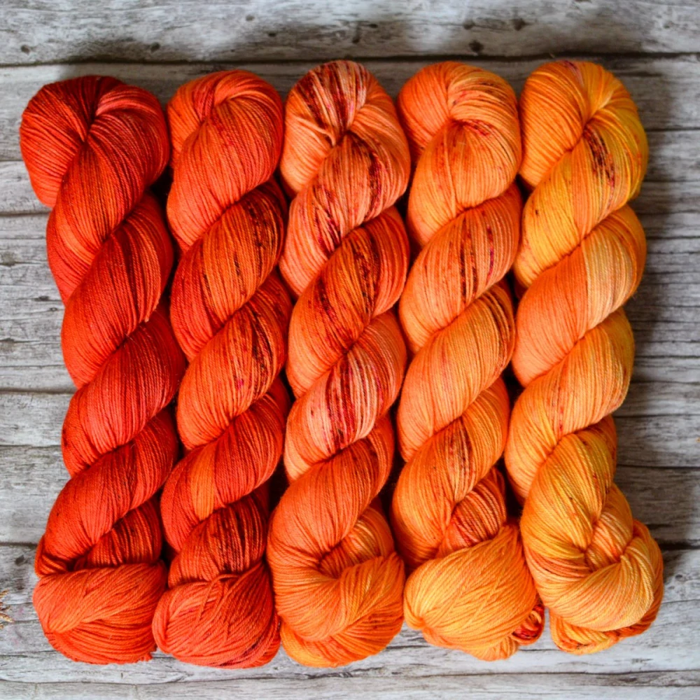 Fade set - Blood Orange - merino fingering