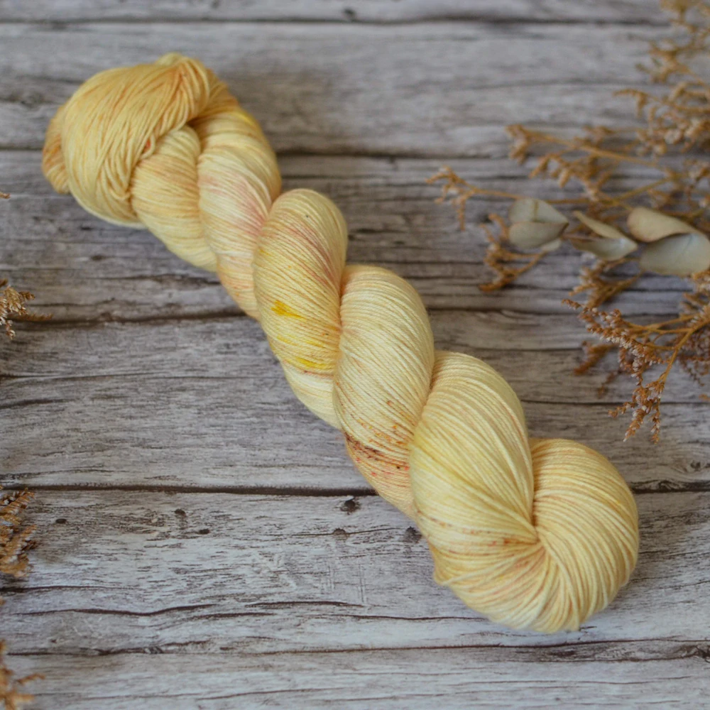 Merino fingering - Banan Chiffon