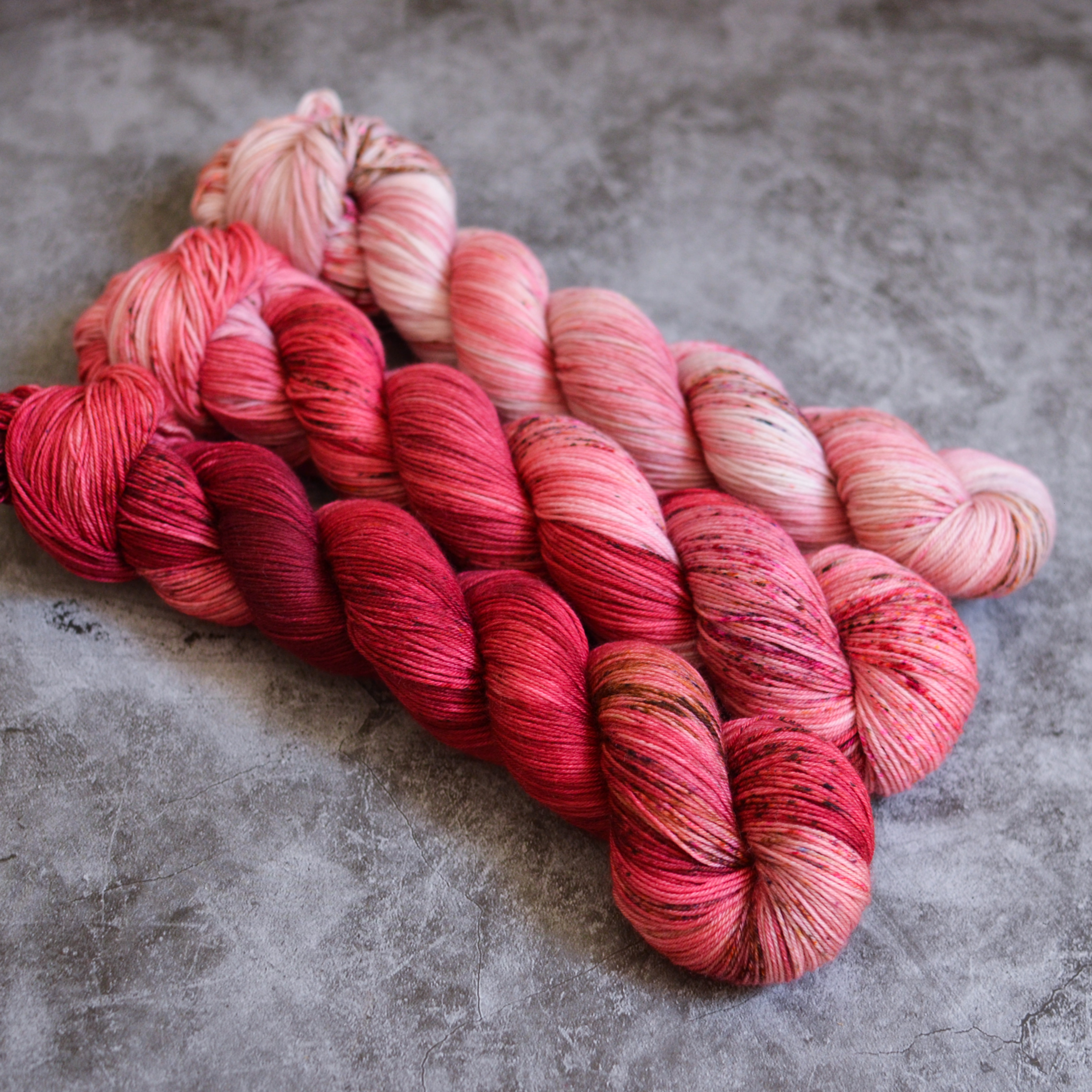 Fade set - Wars of the Roses - merino fingering