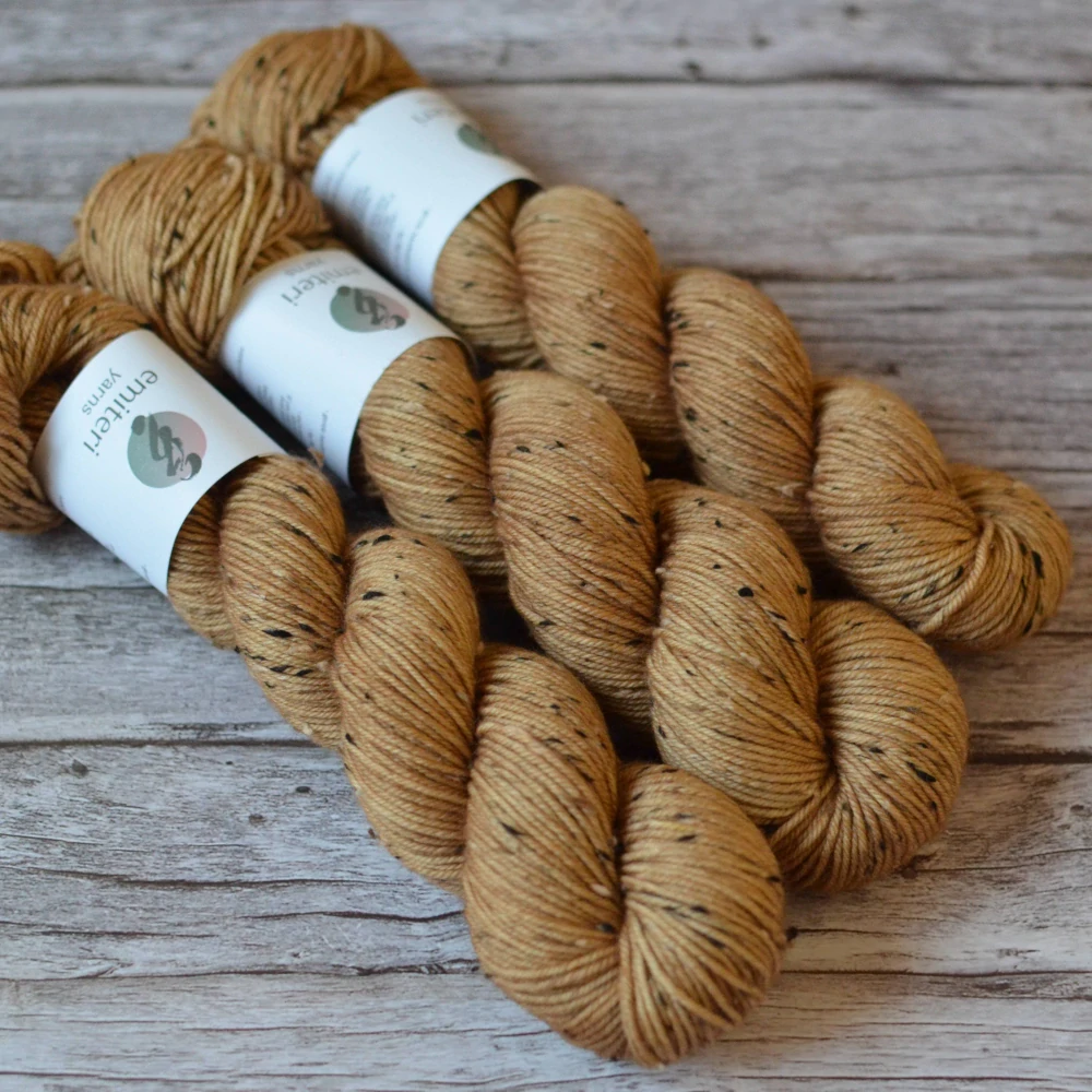 Donegal DK - Hazelnut