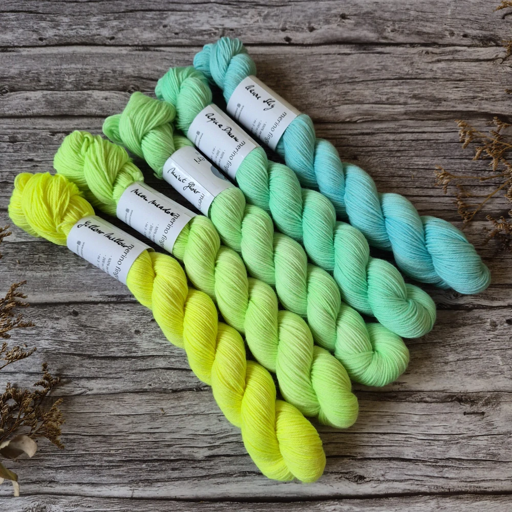 Fade set - Enid neons cold - merino fingering 50 g
