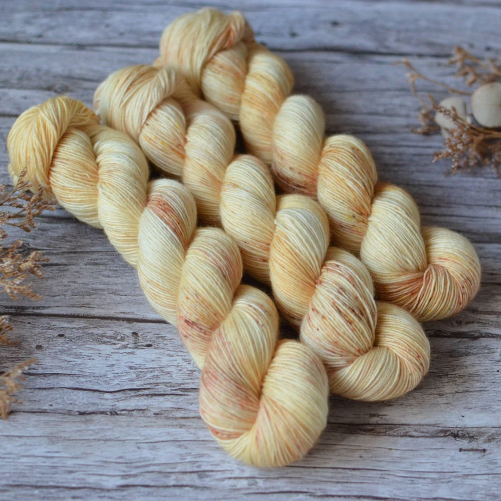 Merino singles - Banana Chiffon