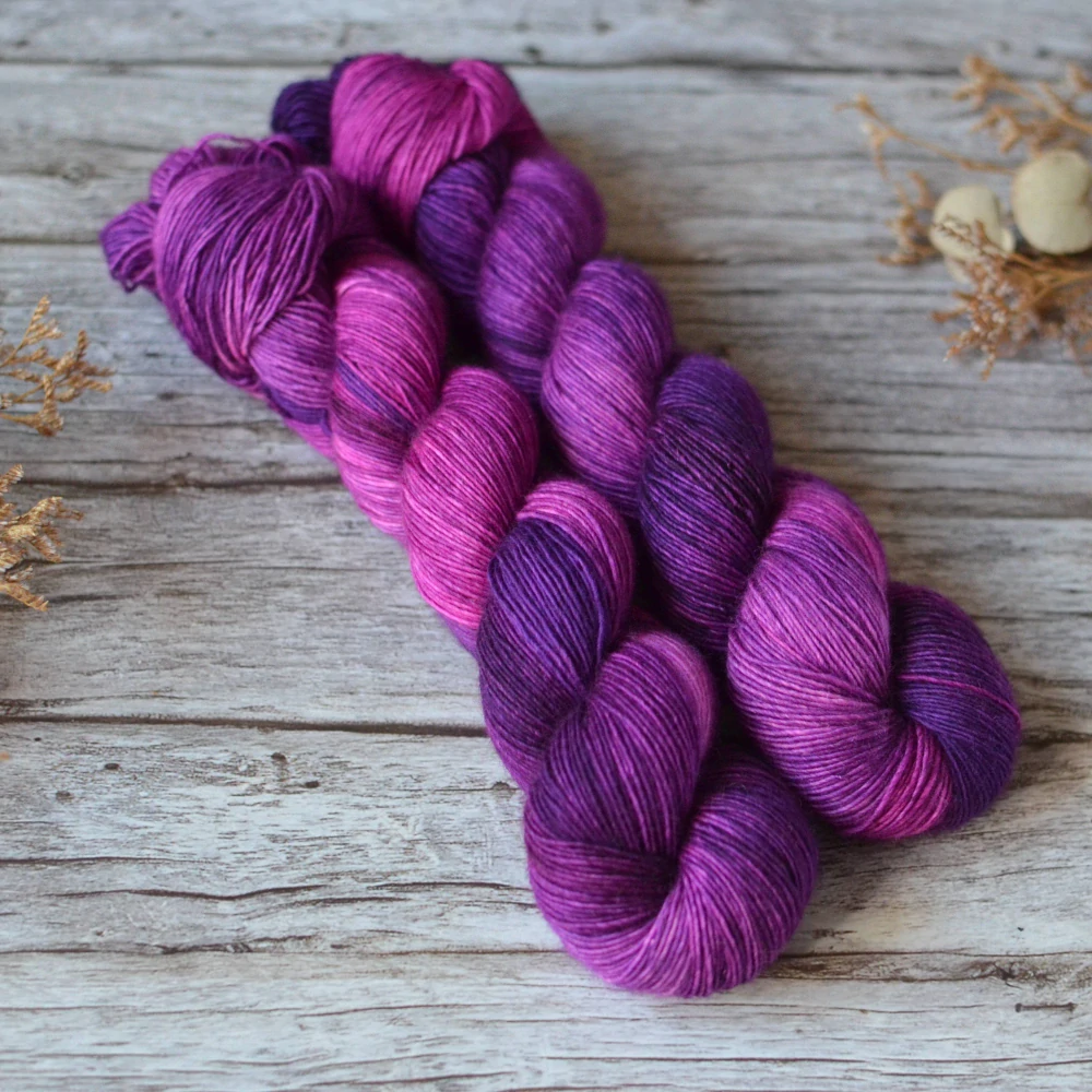 Merino singles - Deep Magenta