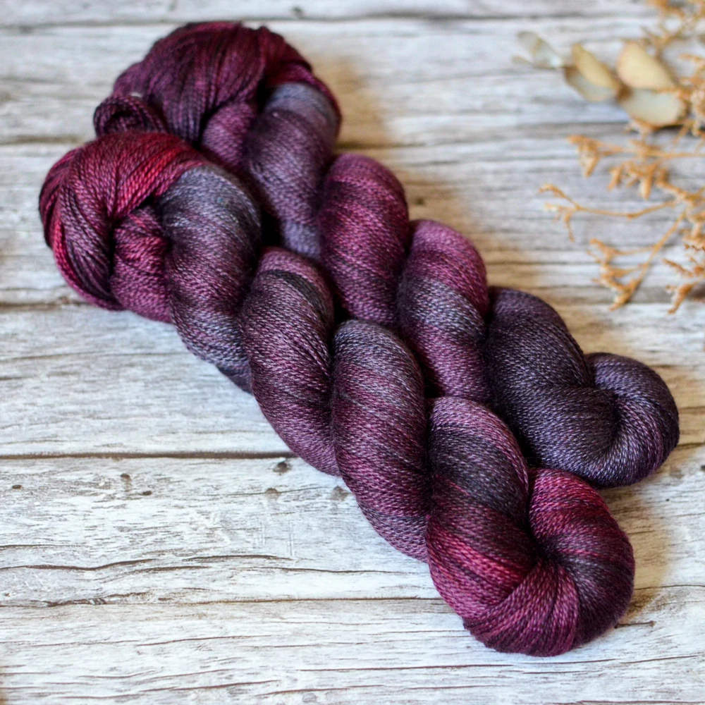 Silky Lace 600 - Black Dahlia
