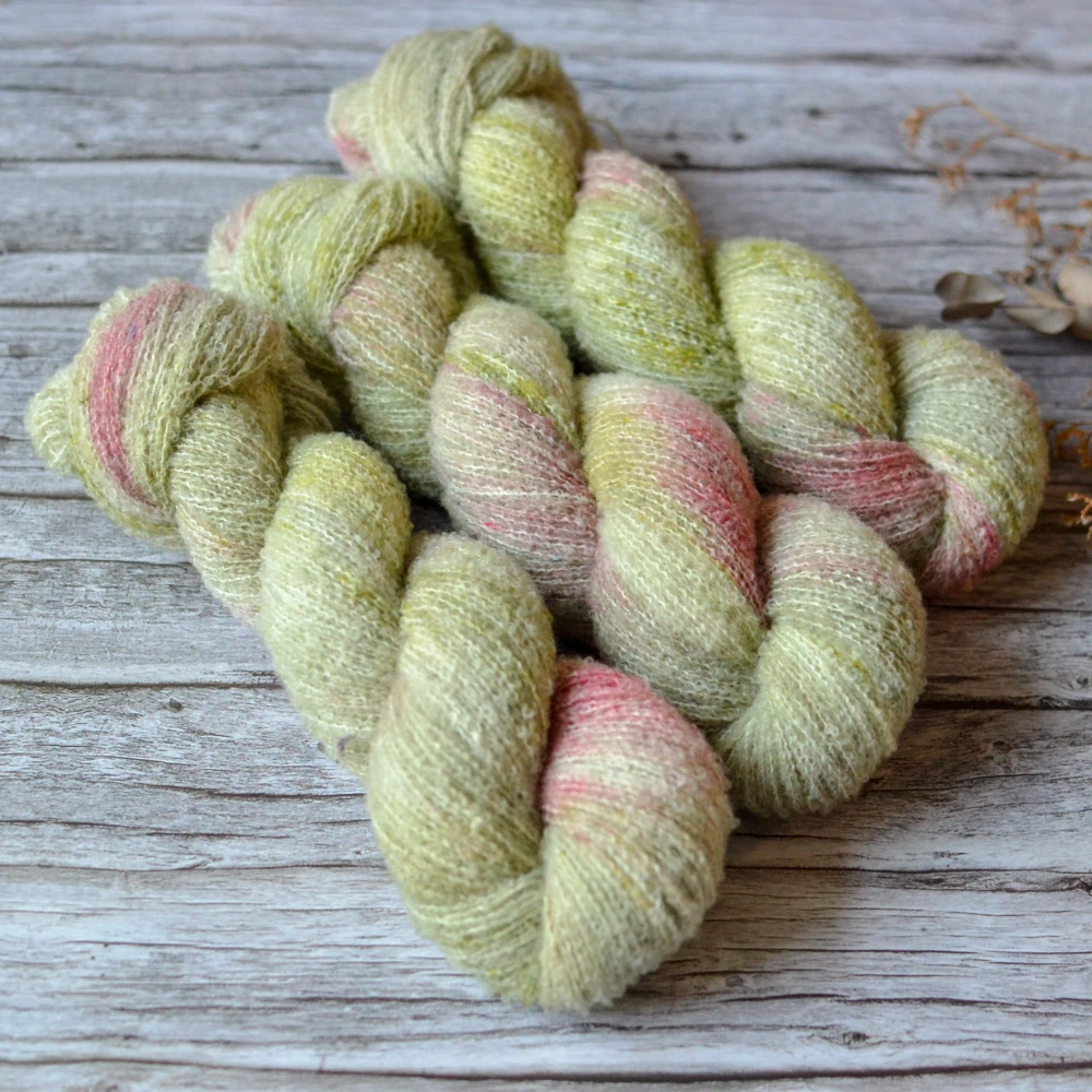 Merino fine bouclé - Pistachio Bloom