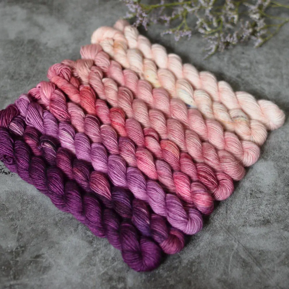 Fade set - Pink Devotion - merino singles minis