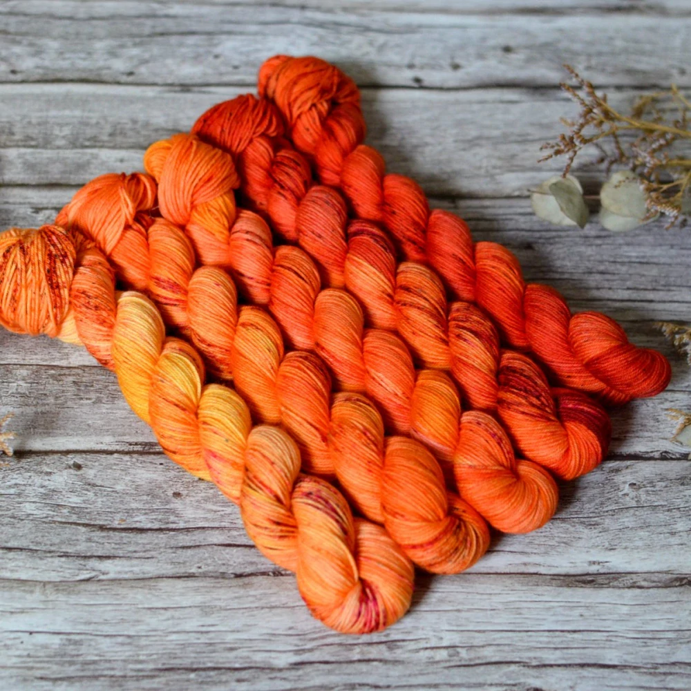 Fade set - Blood Orange - merino fingering 50 g